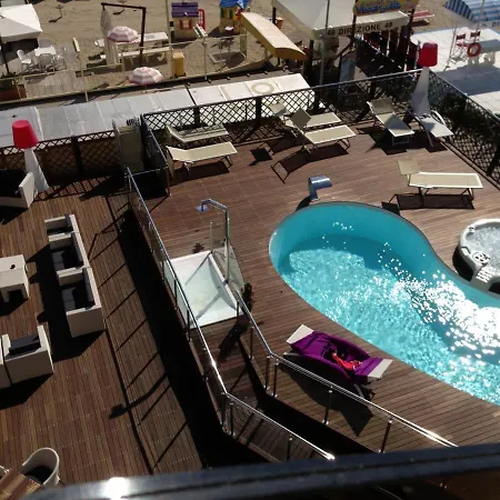 Hotel Baia Rímini